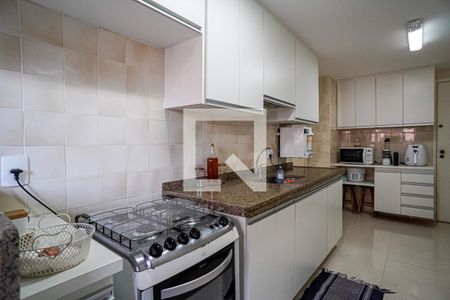 Apartamento para alugar com 131m², 2 quartos e 1 vagaCozinha