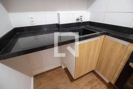 Apartamento à venda com 34m², 2 quartos e sem vaga Apartamento à venda com 34m², 2 quartos e sem vagaCozinha e Área de Serviço