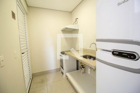 Apartamento à venda com 34m², 2 quartos e sem vaga Apartamento à venda com 34m², 2 quartos e sem vagaÁrea Comum - Salão de Festas - Copa