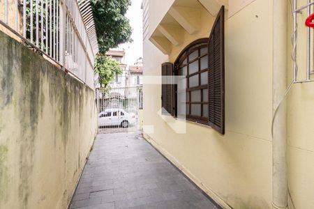 Casa à venda com 560m², 7 quartos e 4 vagasVaranda primeiro andar