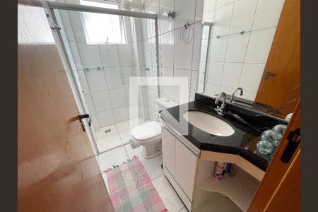 Apartamento à venda com 80m², 3 quartos e 2 vagas Apartamento à venda com 80m², 3 quartos e 2 vagasBanheiro Social