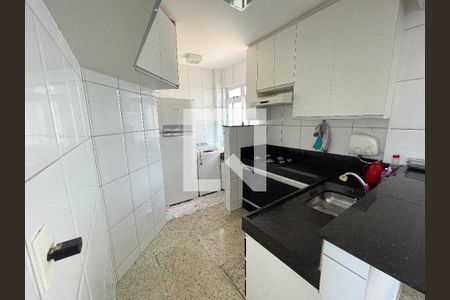 Apartamento à venda com 80m², 3 quartos e 2 vagas Apartamento à venda com 80m², 3 quartos e 2 vagasCozinha