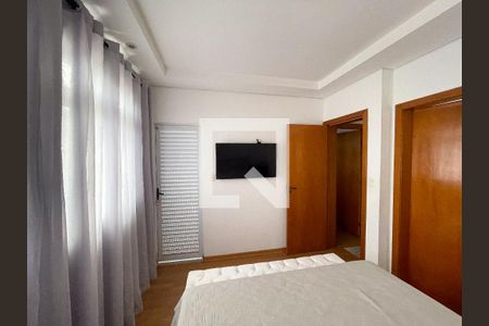 Apartamento à venda com 80m², 3 quartos e 2 vagas Apartamento à venda com 80m², 3 quartos e 2 vagasQuarto 3 - Suíte