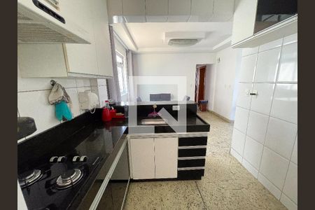 Apartamento à venda com 80m², 3 quartos e 2 vagas Apartamento à venda com 80m², 3 quartos e 2 vagasCozinha