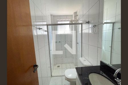 Apartamento à venda com 80m², 3 quartos e 2 vagas Apartamento à venda com 80m², 3 quartos e 2 vagasBanheiro Social