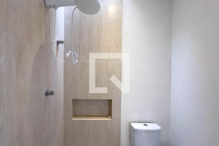 Casa à venda com 200m², 4 quartos e 2 vagasBanheiro