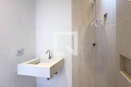 Casa à venda com 200m², 4 quartos e 2 vagasBanheiro