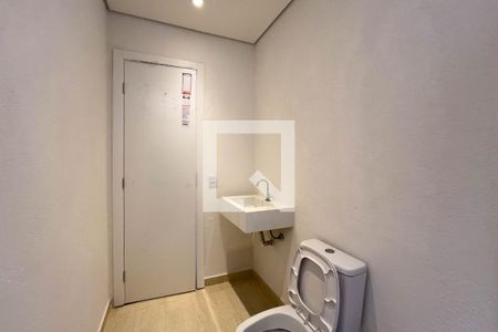 Casa à venda com 200m², 4 quartos e 2 vagasBanheiro do quarto 2