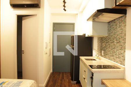 Quarto de kitnet/studio para alugar com 1 quarto, 26m² em Pinheiros, São Paulo