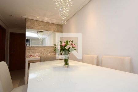 Apartamento à venda com 65m², 2 quartos e 1 vagaSala de Jantar