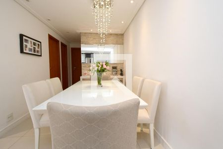 Apartamento à venda com 65m², 2 quartos e 1 vagaSala de Jantar