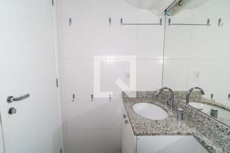 Apartamento para alugar com 67m², 2 quartos e 2 vagasBanheiro Social