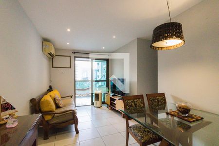 Sala de apartamento à venda com 3 quartos, 70m² em Curicica, Rio de Janeiro