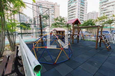 Apartamento à venda com 70m², 3 quartos e 1 vaga Apartamento à venda com 70m², 3 quartos e 1 vagaPlayground