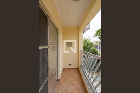 Casa à venda com 350m², 3 quartos e 5 vagasVaranda Suíte 2