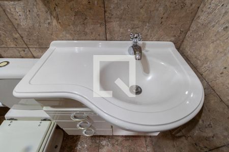 Casa à venda com 350m², 3 quartos e 5 vagasBanheiro Suíte 