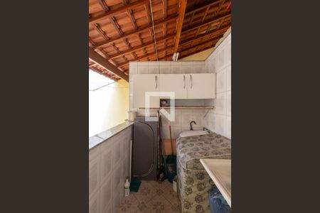 Casa à venda com 350m², 3 quartos e 5 vagasCozinha 