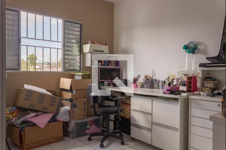 Casa à venda com 205m², 5 quartos e 3 vagas Casa à venda com 205m², 5 quartos e 3 vagasQuarto 1