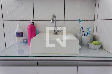 Casa à venda com 205m², 5 quartos e 3 vagas Casa à venda com 205m², 5 quartos e 3 vagasBanheiro