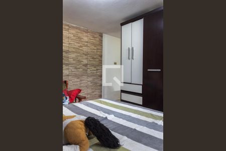 Casa à venda com 205m², 5 quartos e 3 vagas Casa à venda com 205m², 5 quartos e 3 vagasQuarto 1