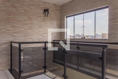 Casa à venda com 205m², 5 quartos e 3 vagas Casa à venda com 205m², 5 quartos e 3 vagasSala