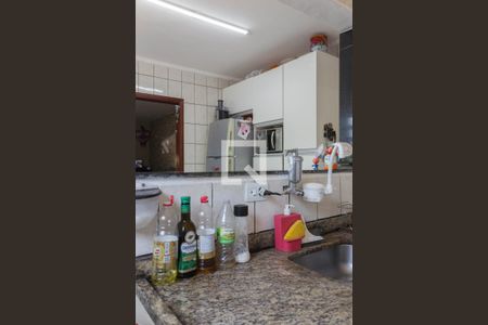 Casa à venda com 205m², 5 quartos e 3 vagas Casa à venda com 205m², 5 quartos e 3 vagasCozinha