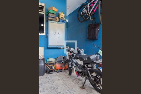 Casa à venda com 205m², 5 quartos e 3 vagas Casa à venda com 205m², 5 quartos e 3 vagasGaragem