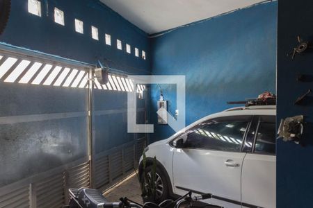 Casa à venda com 205m², 5 quartos e 3 vagas Casa à venda com 205m², 5 quartos e 3 vagasGaragem