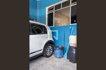 Casa à venda com 205m², 5 quartos e 3 vagas Casa à venda com 205m², 5 quartos e 3 vagasGaragem