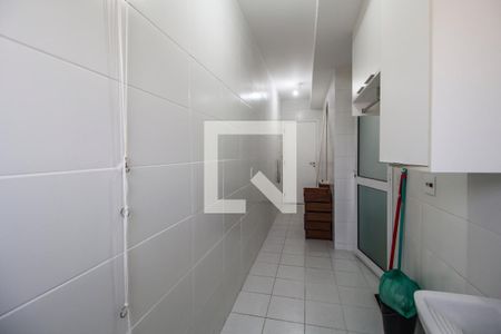 Apartamento para alugar com 107m², 3 quartos e 2 vagas Apartamento para alugar com 107m², 3 quartos e 2 vagasÁrea de Serviço