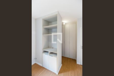 Apartamento para alugar com 107m², 3 quartos e 2 vagas Apartamento para alugar com 107m², 3 quartos e 2 vagasCloset da suíte
