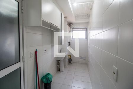 Apartamento para alugar com 107m², 3 quartos e 2 vagas Apartamento para alugar com 107m², 3 quartos e 2 vagasÁrea de Serviço