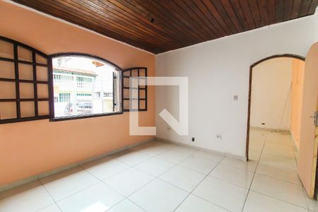 Quarto 1 de casa para alugar com 2 quartos, 80m² em Vila Jacuí, São Paulo