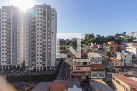 Vista da sala de apartamento para alugar com 2 quartos, 50m² em Jardim Roberto, Osasco
