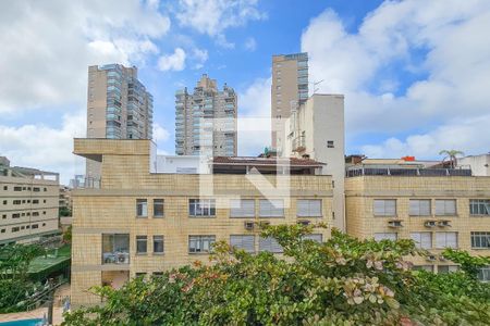 Vista  de apartamento para alugar com 3 quartos, 114m² em Tortuga, Guarujá
