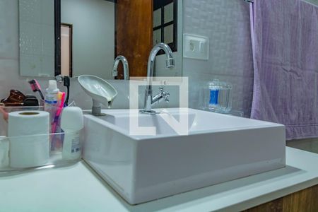 Casa à venda com 300m², 3 quartos e 4 vagasBanheiro 1