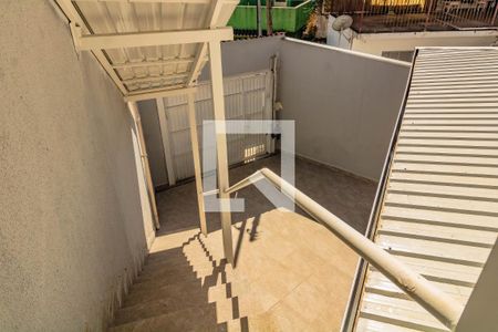 Casa à venda com 300m², 3 quartos e 4 vagasEscada
