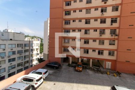 Vista  de apartamento à venda com 2 quartos, 45m² em Icaraí, Niterói