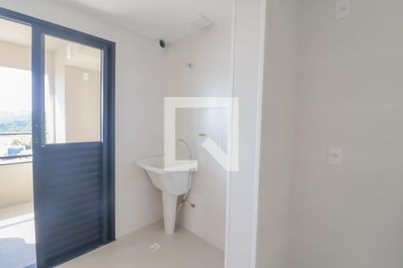 Apartamento à venda com 95m², 3 quartos e 2 vagas Apartamento à venda com 95m², 3 quartos e 2 vagasCozinha e Área de Serviço