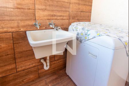 Apartamento à venda com 96m², 2 quartos e 1 vagaÁrea de Serviço