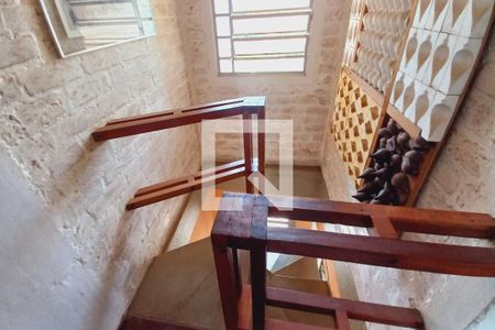 Casa à venda com 75m², 2 quartos e 1 vagaEscada