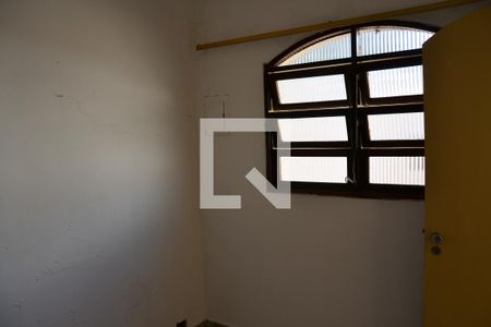 Casa à venda com 296m², 4 quartos e 5 vagasQuarto de Serviço