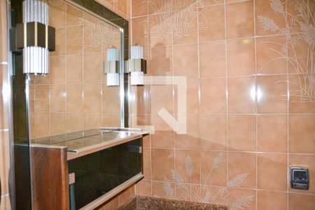 Casa à venda com 296m², 4 quartos e 5 vagasBanheiro