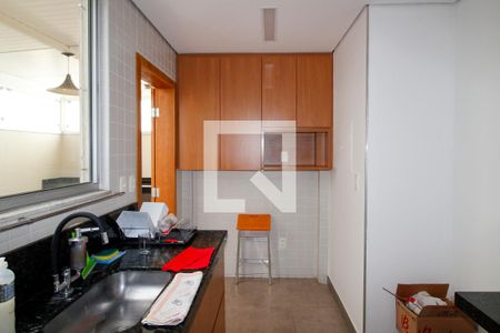 Apartamento para alugar com 2 quartos, 152m² em Santo Antônio, Belo Horizonte