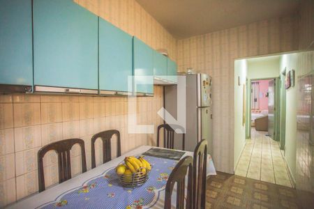 Casa à venda com 257m², 3 quartos e 3 vagasCozinha