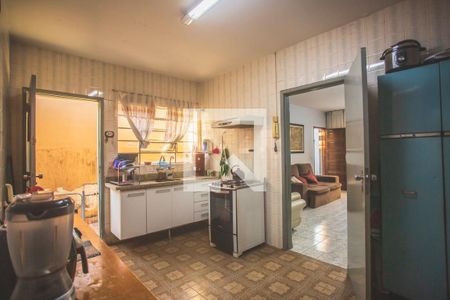 Casa à venda com 257m², 3 quartos e 3 vagasCozinha