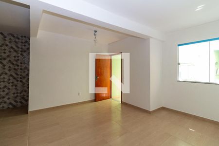 Sala de casa para alugar com 2 quartos, 140m² em Oswaldo Cruz, Rio de Janeiro