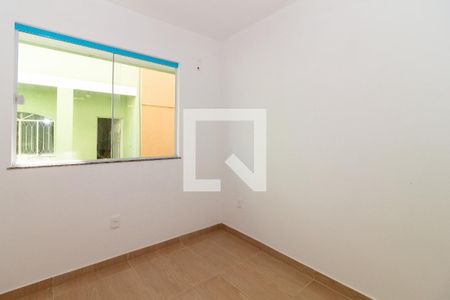 Quarto 1 de casa para alugar com 2 quartos, 140m² em Oswaldo Cruz, Rio de Janeiro