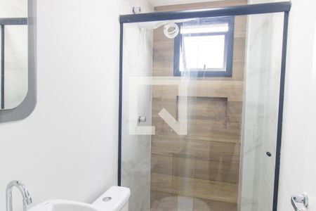 Banheiro Social de apartamento para alugar com 1 quarto, 35m² em Capão Raso, Curitiba