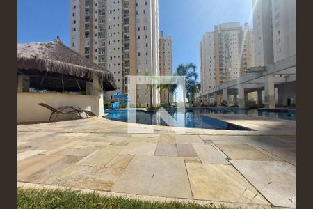 Apartamento à venda com 75m², 3 quartos e 1 vaga Apartamento à venda com 75m², 3 quartos e 1 vagaÁrea comum - Piscina